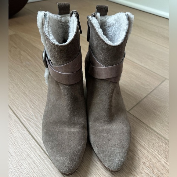 Belle Sigerson Morrison Laica Suede Shearling Fur Buckle Boot Taupe Brown 6.5 - Picture 5 of 10